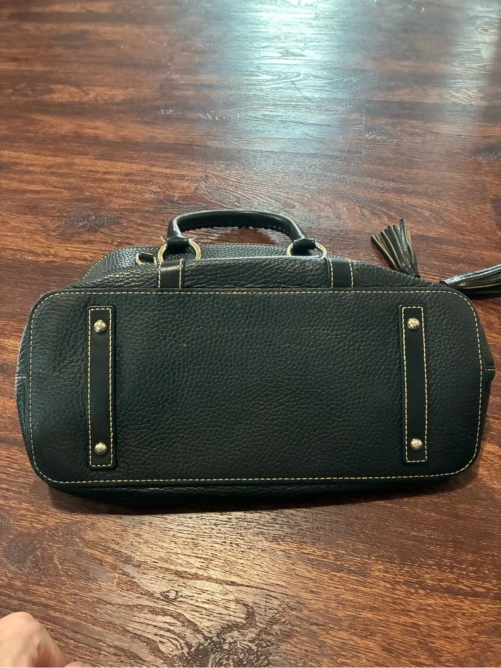 Dooney & Bourke structured pebbled